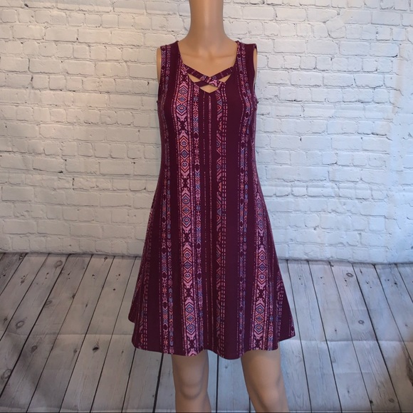 Mudd Dresses & Skirts - Mudd Dark Purple & Pink Designed Dress size XS